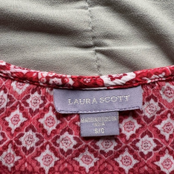 Red Boho Sleeveless Blouse - Lightweight & Comfy - Picture 2 of 5